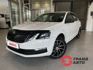 2020 Skoda Octavia III (A7) Рестайлинг, белый, 2000000 рублей, вид 2