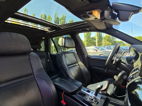 2009 BMW X5 30d II (E70), серебристый, 1700000 рублей - вид 5