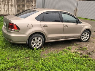 2016 Volkswagen Polo V Рестайлинг, бежевый, 1350000 рублей, вид 3