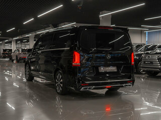 2023 Mercedes-Benz Vito 121 L2 III (W447), чёрный, 6250000 рублей, вид 4