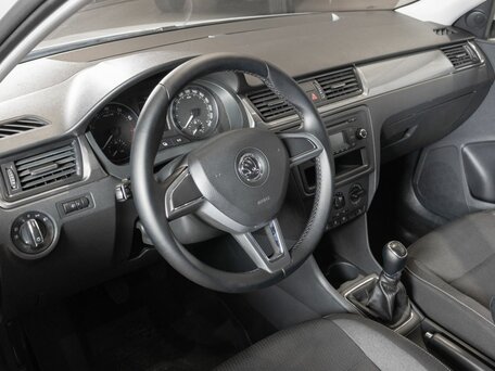 2014 Skoda Rapid I, белый, 928658 рублей, вид 5