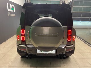 2021 Land Rover Defender 110 II, зелёный, 7200000 рублей, вид 5