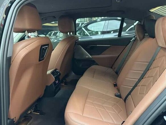 2025 BMW 5 серии 530Li xDrive VIII (G60/G61/G68), синий - вид 15
