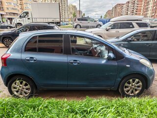 2008 Toyota Yaris Multimode II, синий, 345000 рублей, вид 3