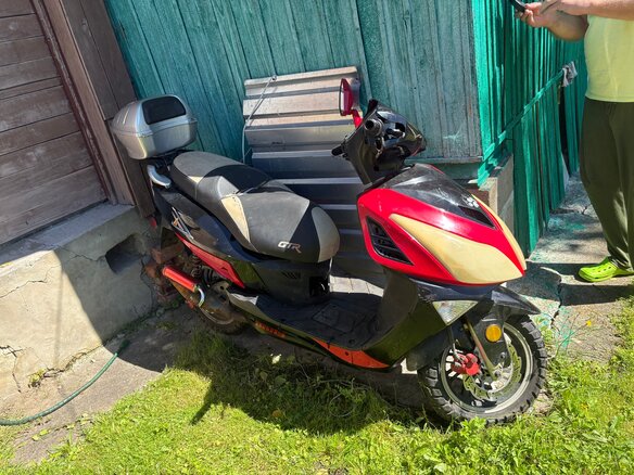 2009 Irbis LX, красный, 50000 рублей - вид 9