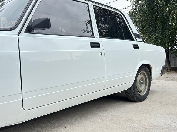 2006 Lada (ВАЗ) 2107, белый, 210000 рублей - вид 6