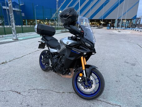 2022 Yamaha Tracer 9, серебристый, 1300000 рублей, вид 1