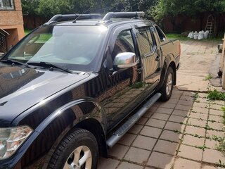 2011 Nissan Navara (Frontier) III (D40) Рестайлинг, чёрный, 1550000 рублей, вид 4