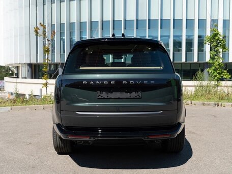 2026 Land Rover Range Rover P530 MHEV Long V, зелёный, 28300000 рублей, вид 3
