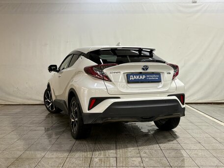 2018 Toyota C-HR I, белый, 1780000 рублей, вид 3
