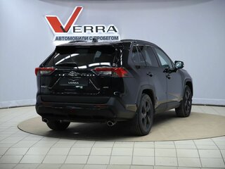 2021 Toyota RAV4 V (XA50), чёрный, 3690000 рублей, вид 5