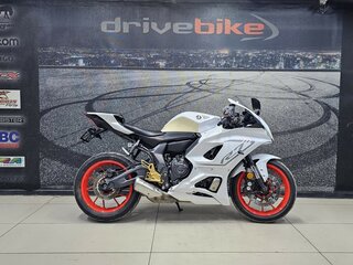 2023 Yamaha YZF-R7, белый, 819000 рублей, вид 1