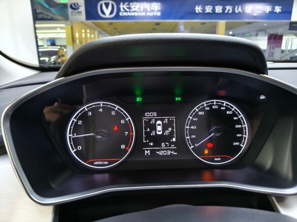 2021 Geely Binyue I Рестайлинг, белый, 1100000 рублей - вид 6