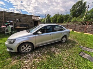 2013 Volkswagen Polo V, серый, 800000 рублей, вид 4