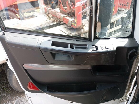 2019 Iveco Stralis, белый, 3847500 рублей - вид 9