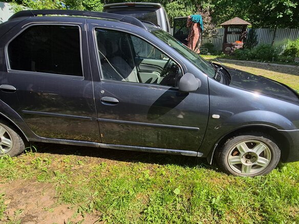 2007 Renault Logan I, серый, 300000 рублей - вид 2
