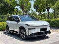 2026 Toyota bZ3X 58.3 kWh, серебристый - вид 3