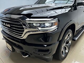 2023 Ram 1500 Crew Cab V, чёрный, 8350000 рублей, вид 4