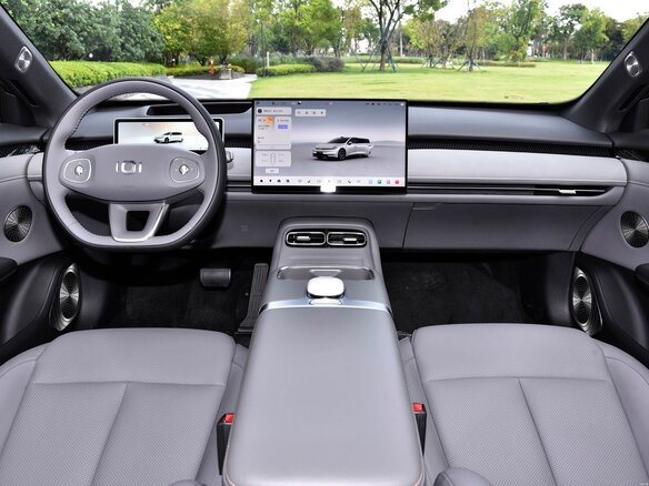 2026 Changan Qiyuan A06 28.39 kWh, чёрный, 2690000 рублей - вид 11