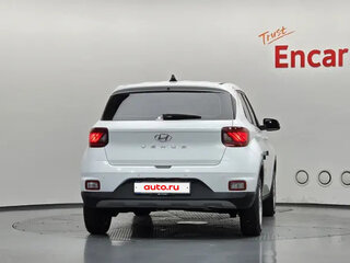 2025 Hyundai Venue I, белый, 1700000 рублей, вид 4