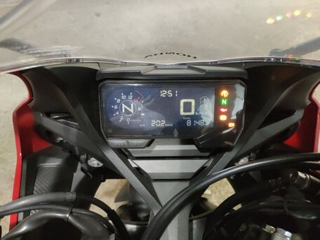 2023 Honda CBR 650R, красный, 847000 рублей, вид 5