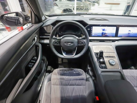 2026 Geely Monjaro I Рестайлинг, чёрный, 5190000 рублей - вид 16