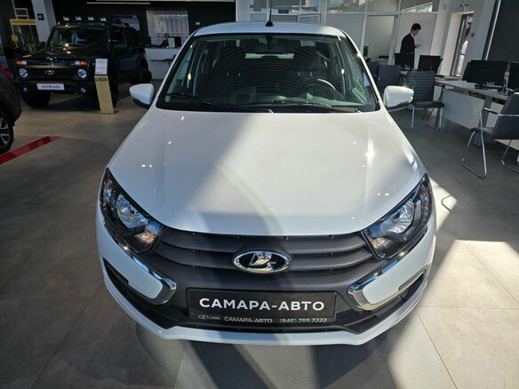 2026 Lada (ВАЗ) Granta I Рестайлинг, белый - вид 1