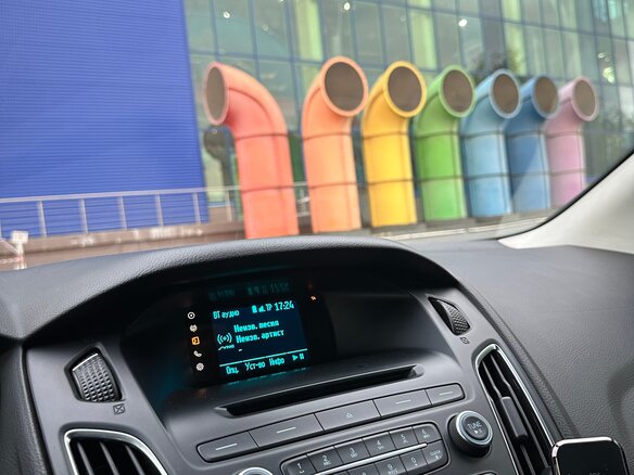 2015 Ford Focus III Рестайлинг, серебристый, 790000 рублей - вид 12