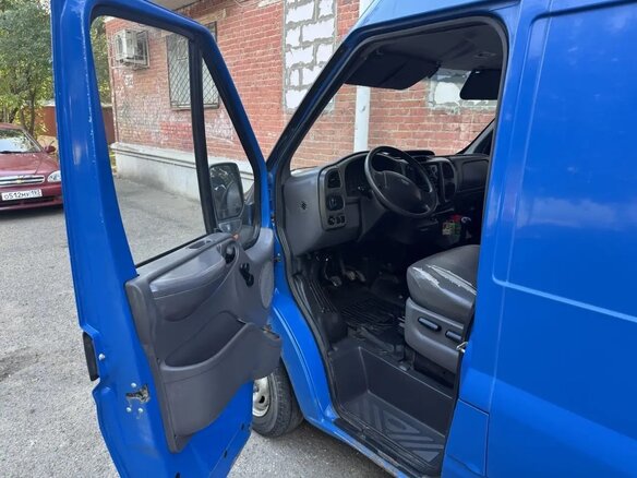 2005 Ford Transit, синий, 580000 рублей - вид 7