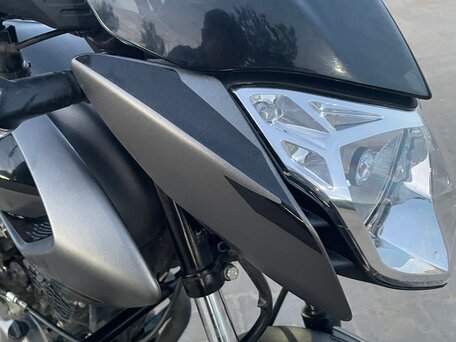 2024 Bajaj Pulsar NS 125, чёрный, 150000 рублей, вид 4