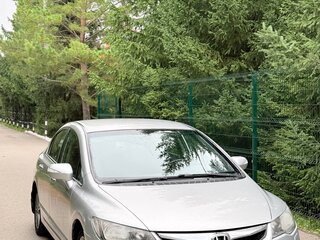 2009 Honda Civic VIII Рестайлинг, серебристый, 676000 рублей, вид 3