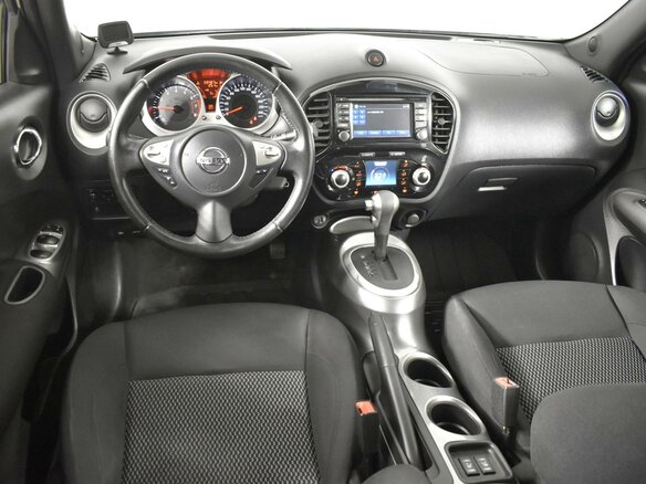 2017 Nissan Juke I Рестайлинг, белый, 1609900 рублей - вид 5