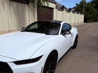 2023 Ford Mustang VII, белый, 5600000 рублей, вид 4