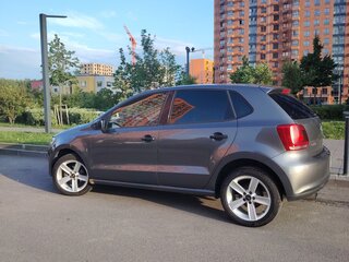 2012 Volkswagen Polo V, серый, 559000 рублей, вид 4