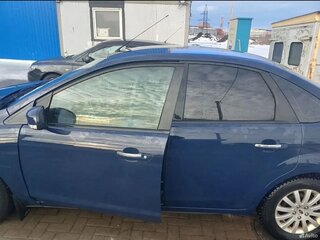 2010 Ford Focus II Рестайлинг, синий, 500000 рублей, вид 4