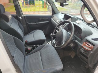 2000 Mitsubishi Pajero iO, белый, 540000 рублей, вид 4