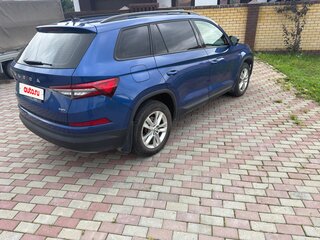 2021 Skoda Kodiaq I Рестайлинг, синий, 2610000 рублей, вид 4