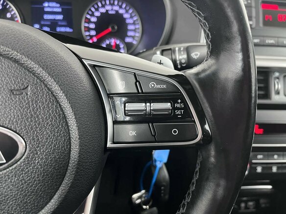 2018 Kia Optima IV Рестайлинг, синий, 1486000 рублей - вид 21
