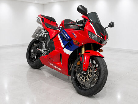 2023 Honda CBR 600RR, красный, 870019 рублей, вид 1
