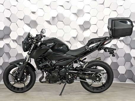 2021 Kawasaki Z 400, чёрный, 575000 рублей, вид 4