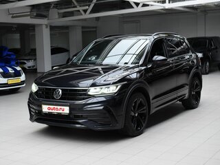 2020 Volkswagen Tiguan II Рестайлинг, чёрный, 3380000 рублей, вид 3