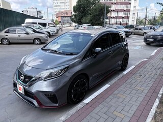 2018 Nissan Note Nismo S e-Power II Рестайлинг, серый, 1660000 рублей, вид 1