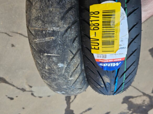 2011 Sym GTS 125, чёрный, 125000 рублей - вид 9
