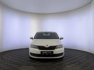 2019 Skoda Rapid I Рестайлинг, белый, 885000 рублей, вид 2