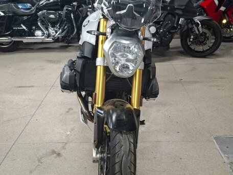 2018 BMW R 1200 R, белый, 1150000 рублей, вид 2