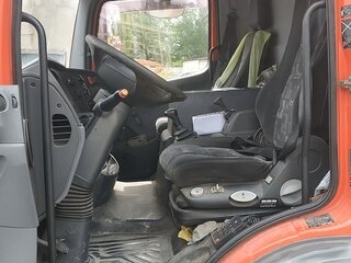 2006 Mercedes-Benz Atego, красный, 3300000 рублей, вид 5