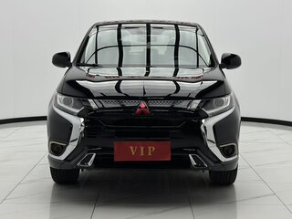 2022 Mitsubishi Outlander III Рестайлинг 3, чёрный, 1850000 рублей, вид 2