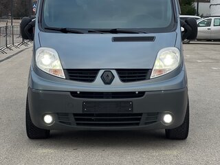 2009 Renault Trafic II Рестайлинг, серый, 1880000 рублей, вид 5