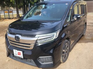 2017 Honda Stepwgn Spada V, чёрный, 2500000 рублей, вид 4
