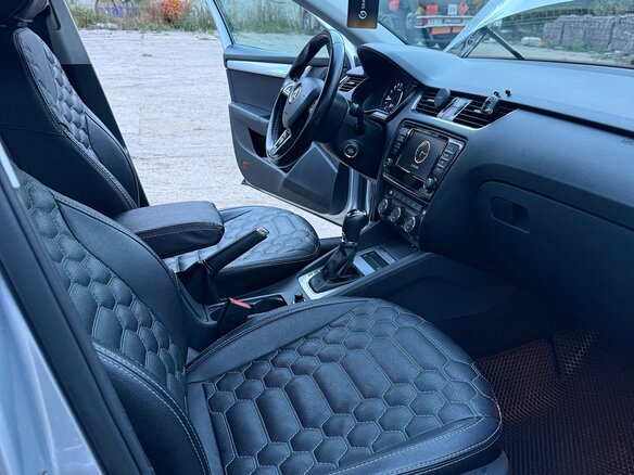 2017 Skoda Octavia III (A7), серебристый - вид 7